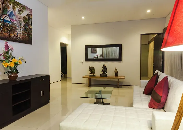 C31 * Seminyak (Bali)