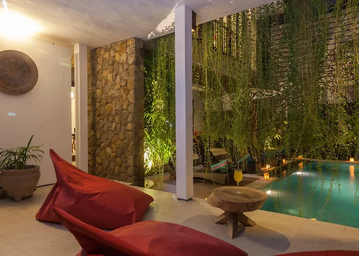 C31 * Seminyak (Bali)